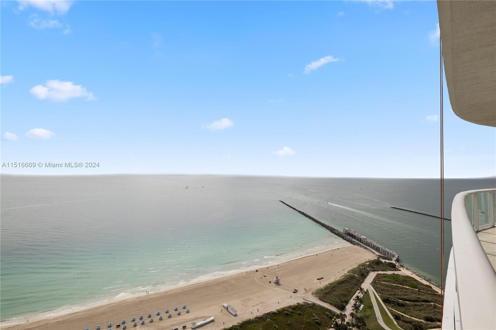 CONTINUUM ON SOUTH BEACH - Residential