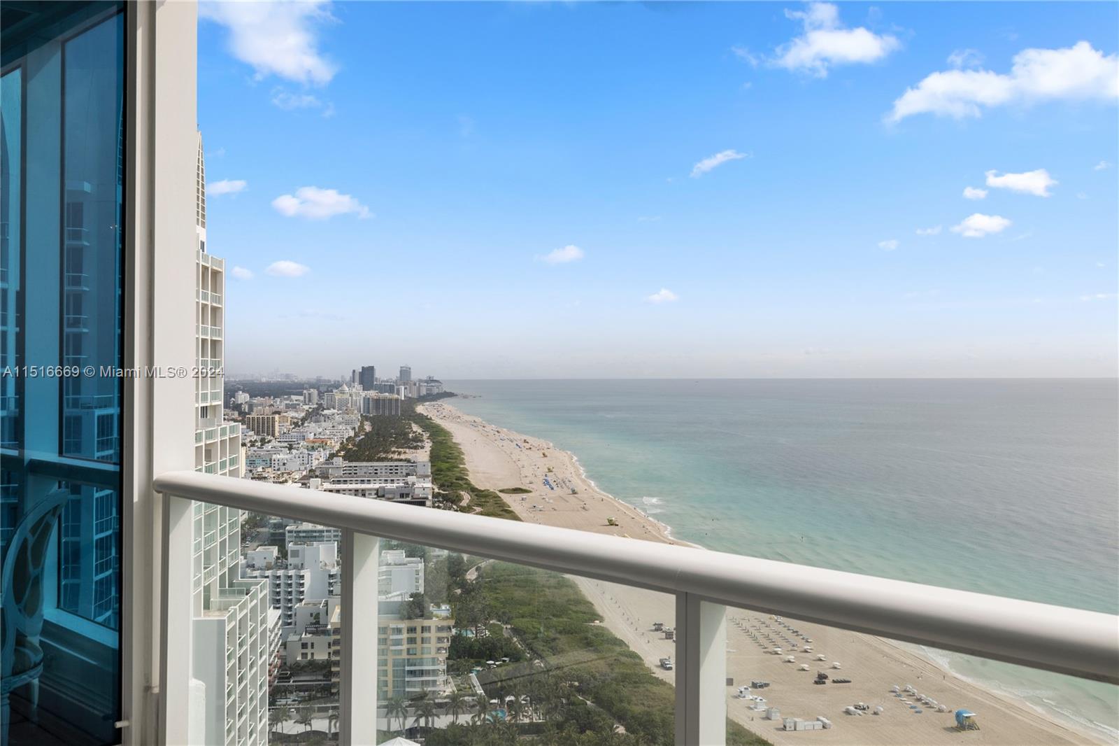 CONTINUUM ON SOUTH BEACH - Residential
