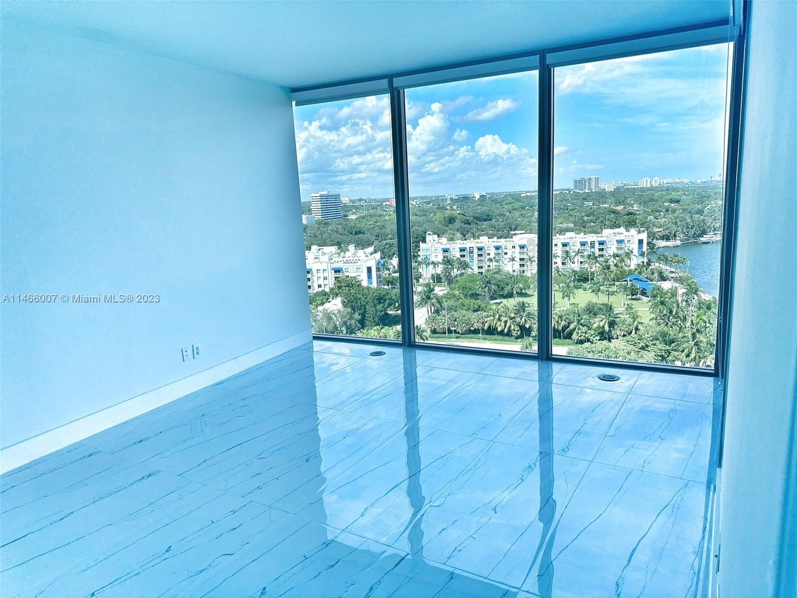 BLUE CONDO - Residential Lease