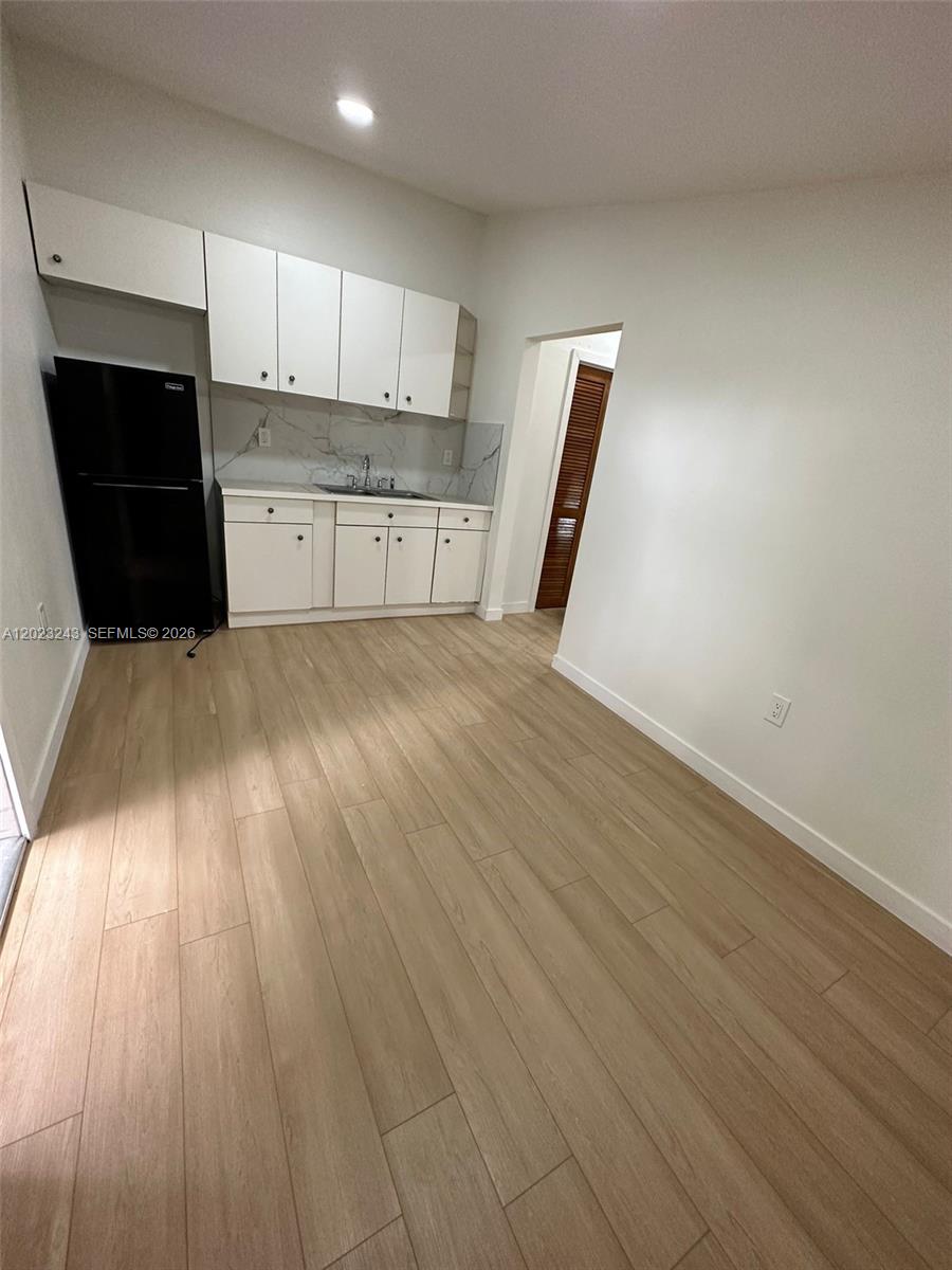 FRIEDLAND MANOR - Residential