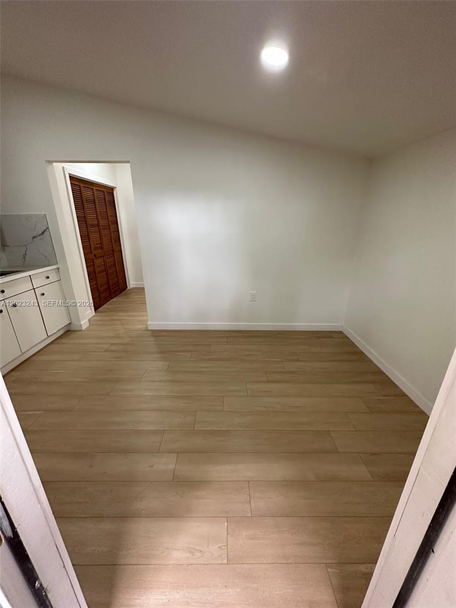 FRIEDLAND MANOR - Residential