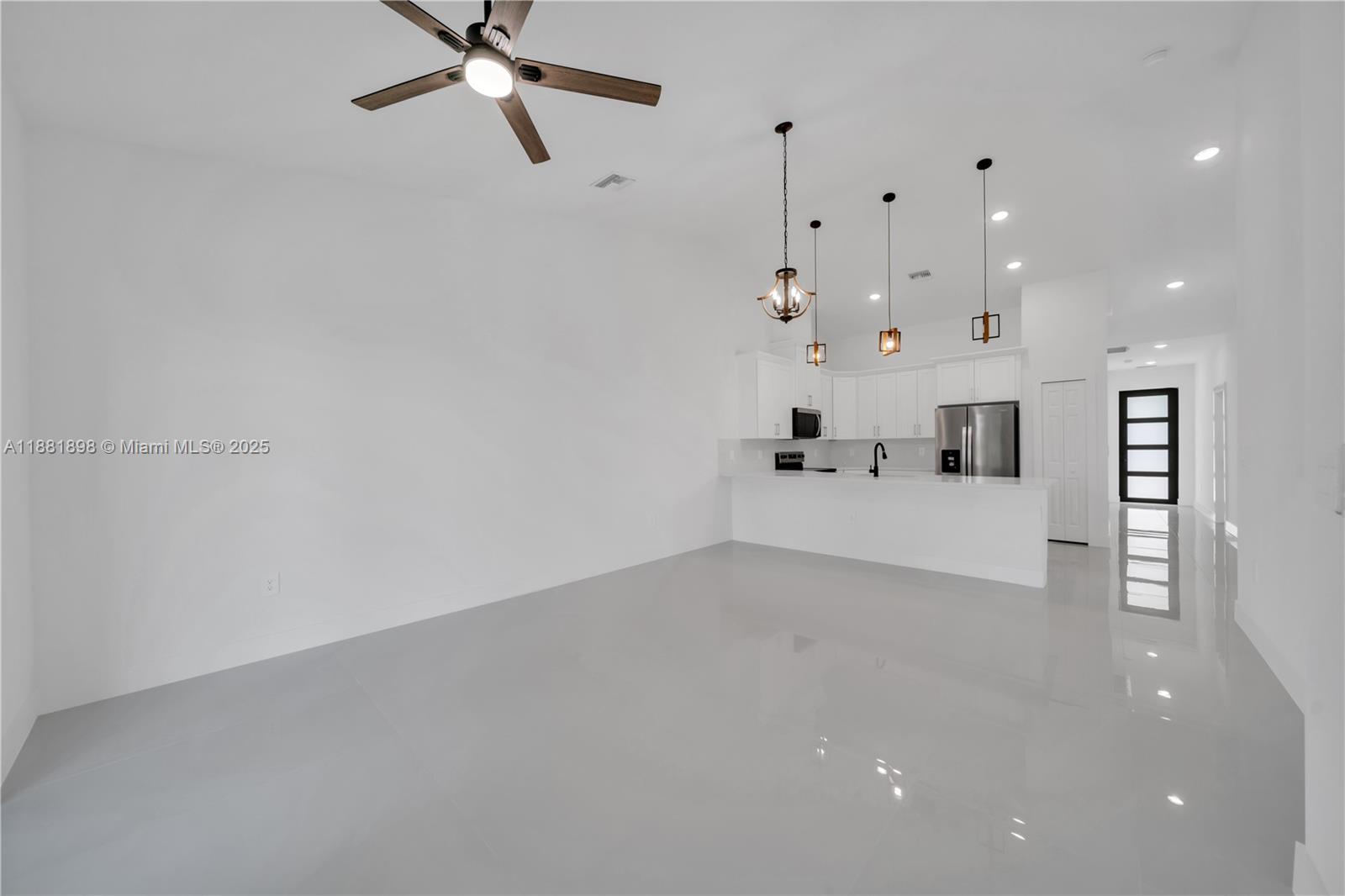 LEHIGH ACRES - Residential Income