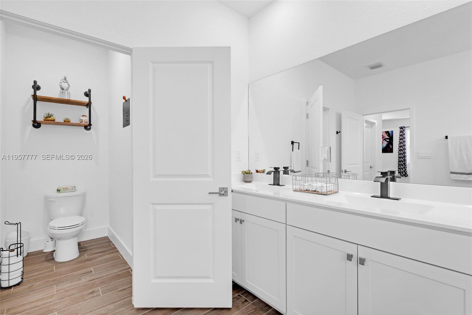 KROME GROVE - Residential