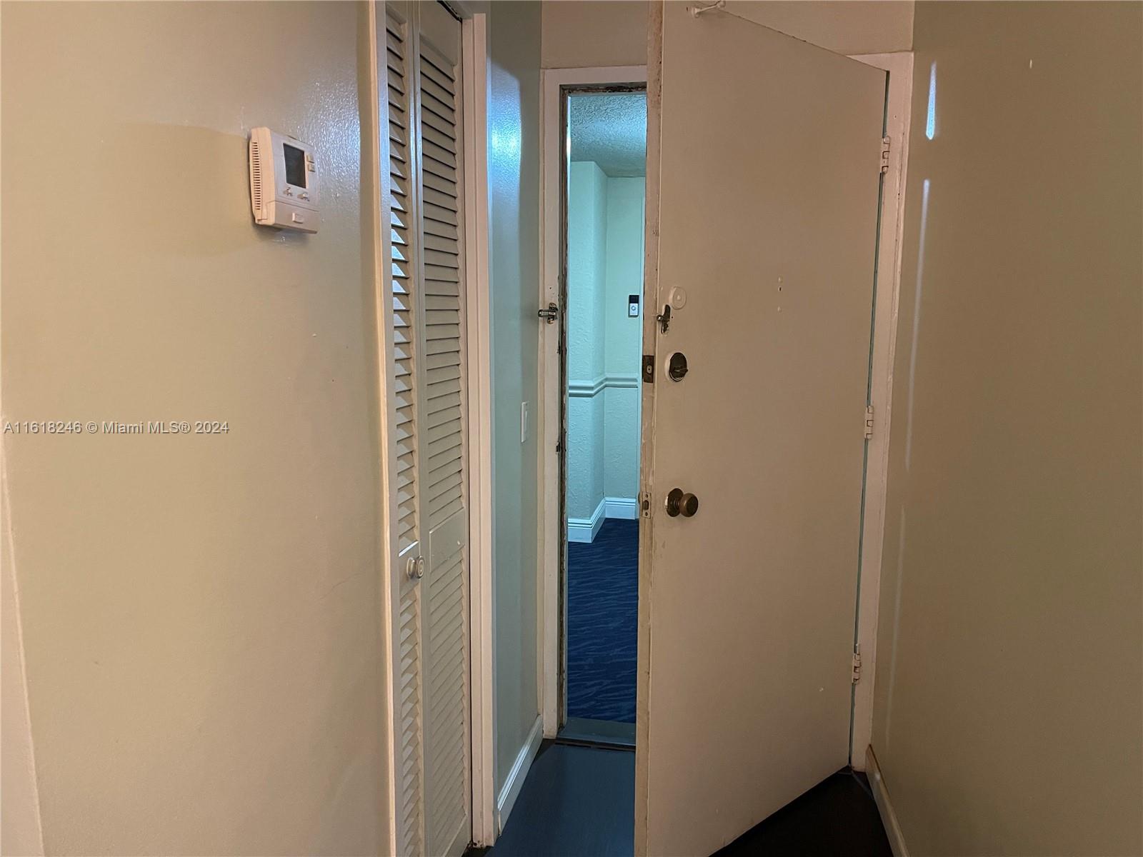 ALEXANDER TOWERS CONDO - Residential