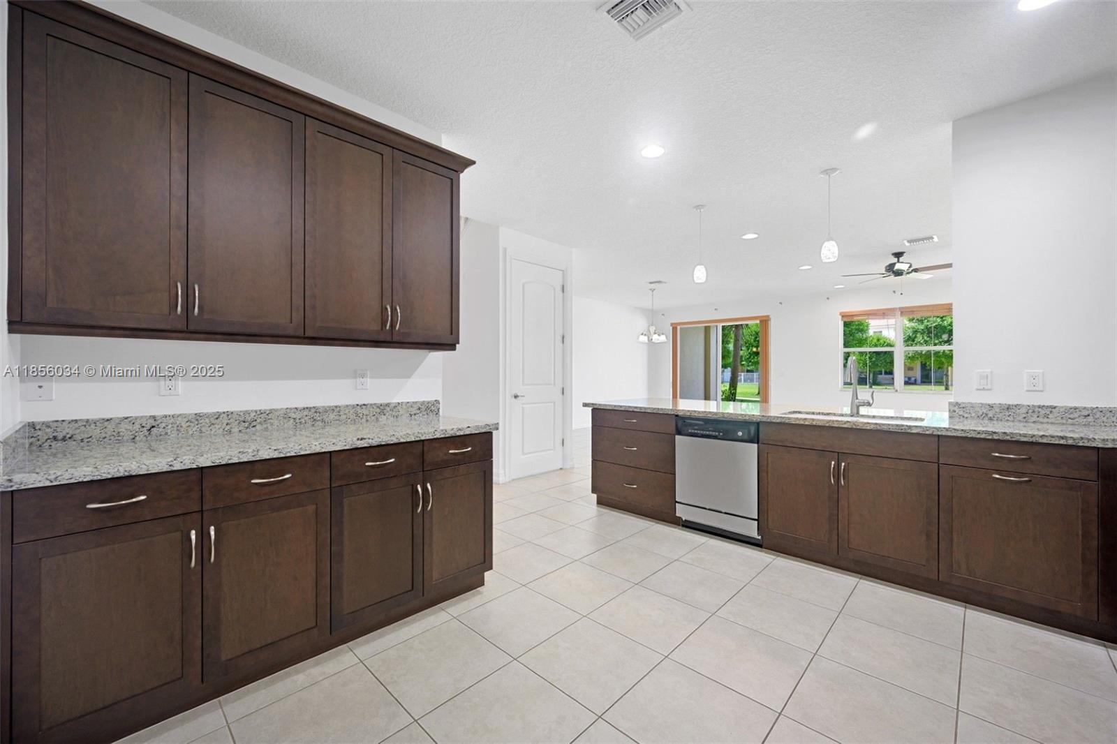 PARK CENTRAL AT CYPRESS K - Residential Lease