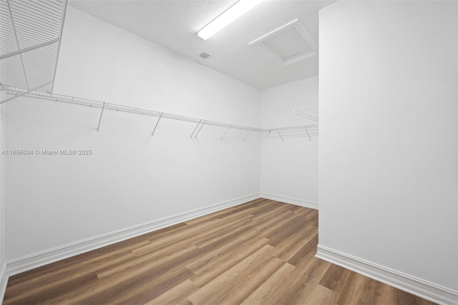 PARK CENTRAL AT CYPRESS K - Residential Lease