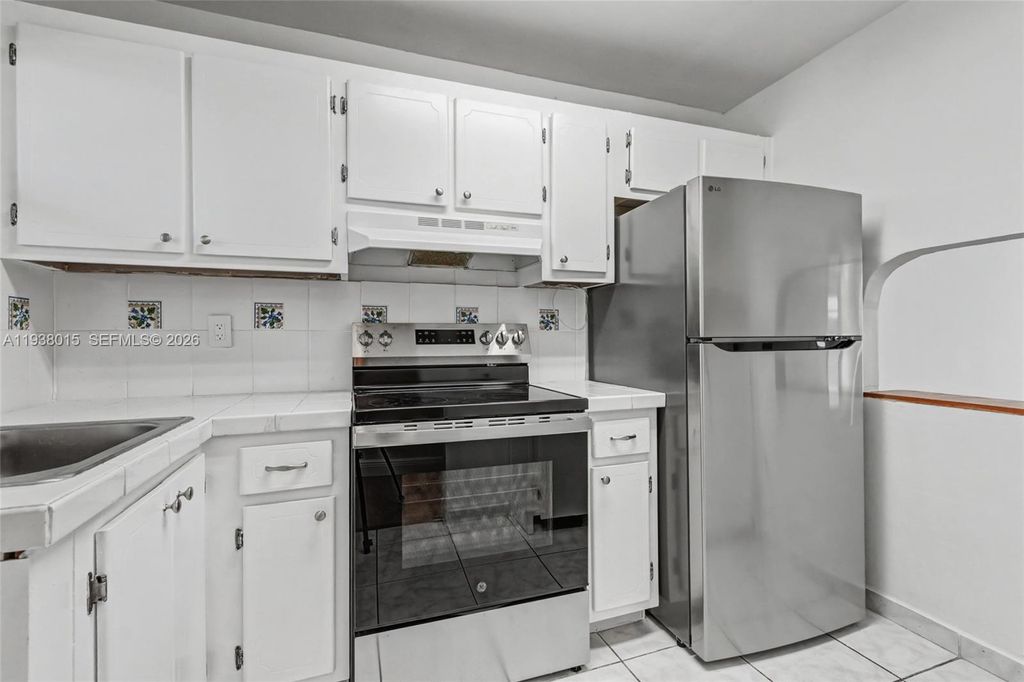 Photo of 2831 Sunrise Lakes Dr. E #204, Sunrise, FL 33322 (MLS # A11938015)