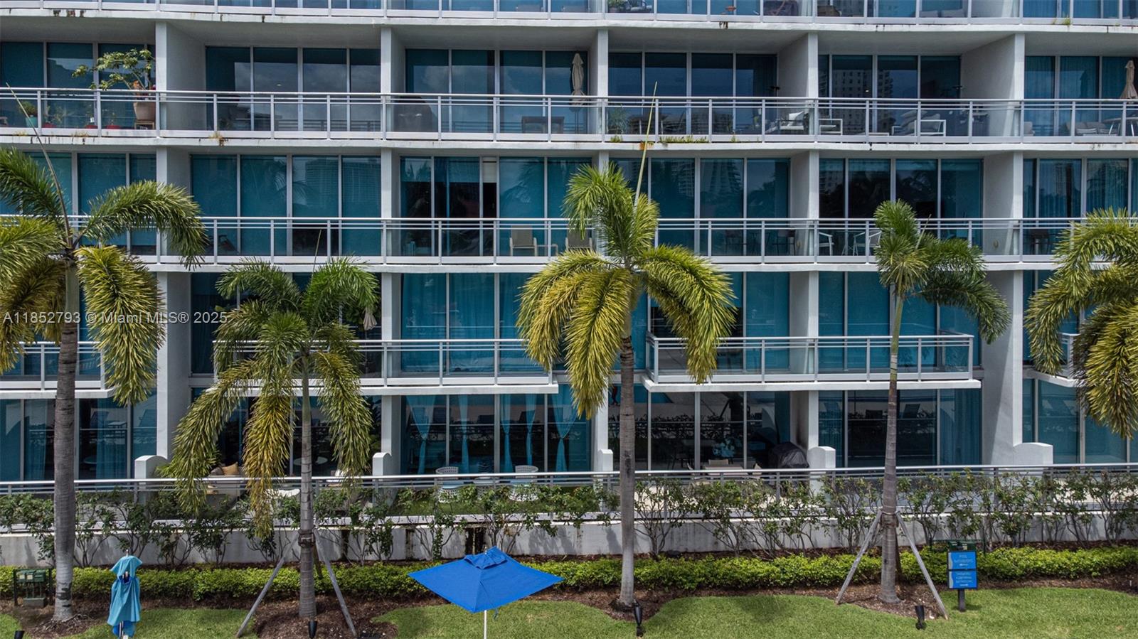 ARTECH RESIDENCES AT AVEN - Residential