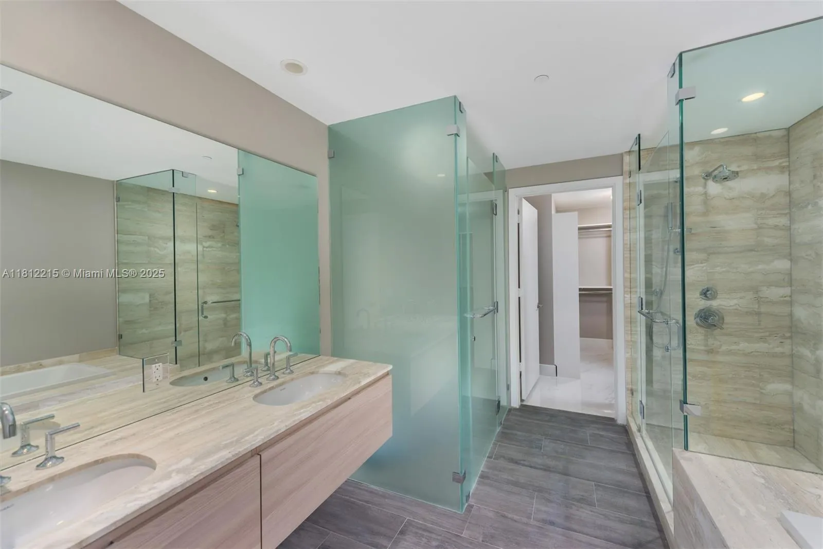 Miami, Florida 33137, United States, 2 Bedrooms Bedrooms, ,3 BathroomsBathrooms,Residential,Active,139612