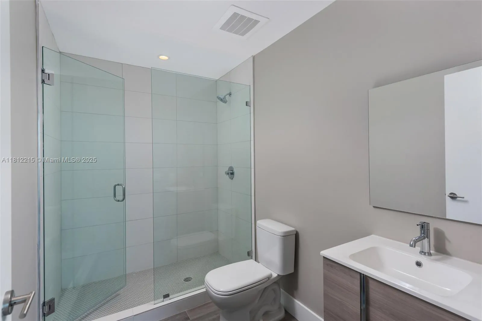 Miami, Florida 33137, United States, 2 Bedrooms Bedrooms, ,3 BathroomsBathrooms,Residential,Active,139612