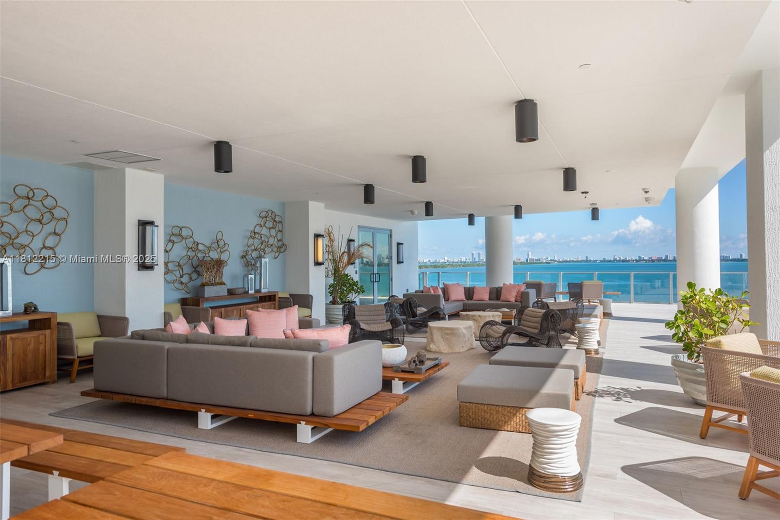 BISCAYNE BEACH CONDO - Residential Lease