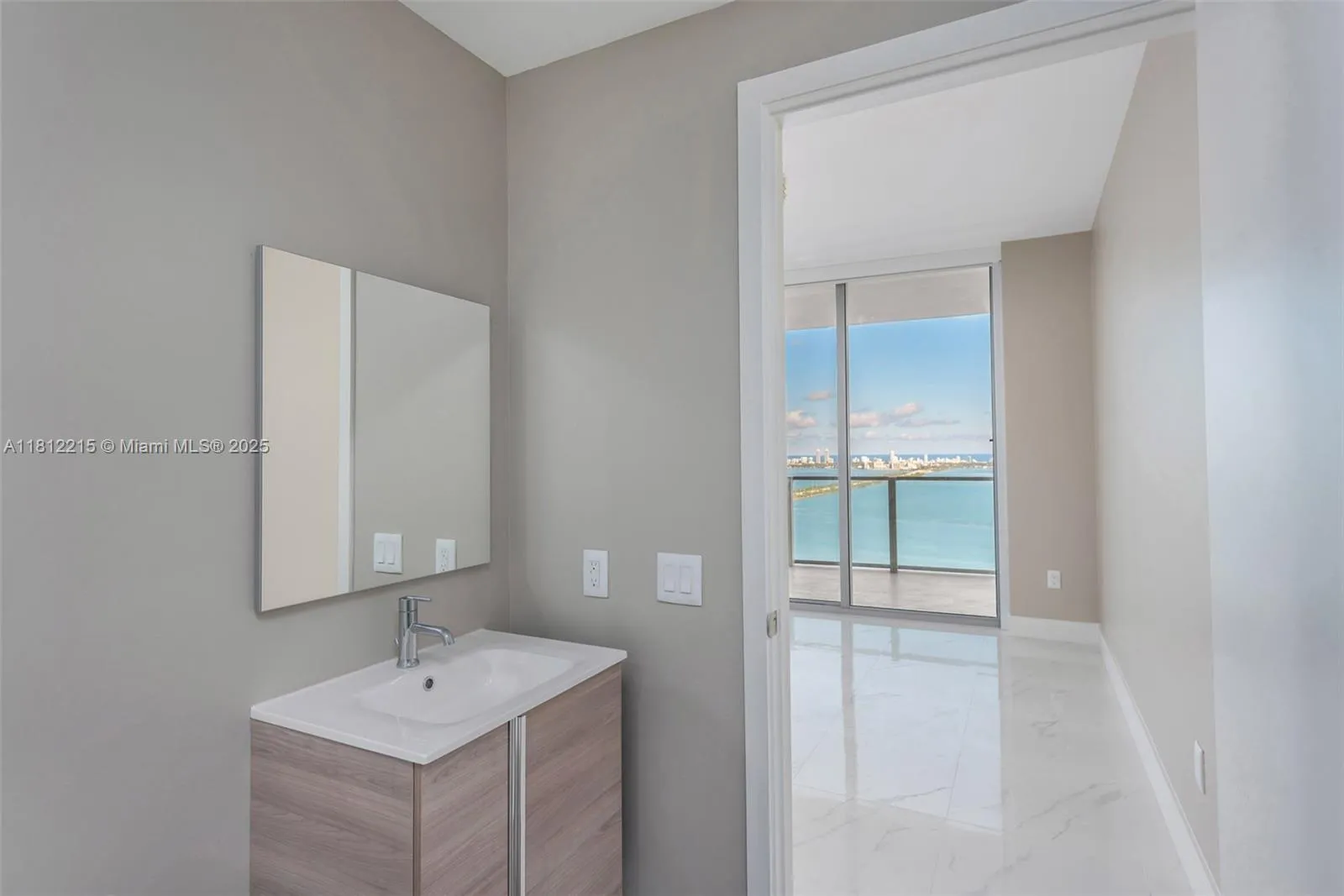 Miami, Florida 33137, United States, 2 Bedrooms Bedrooms, ,3 BathroomsBathrooms,Residential,Active,139612
