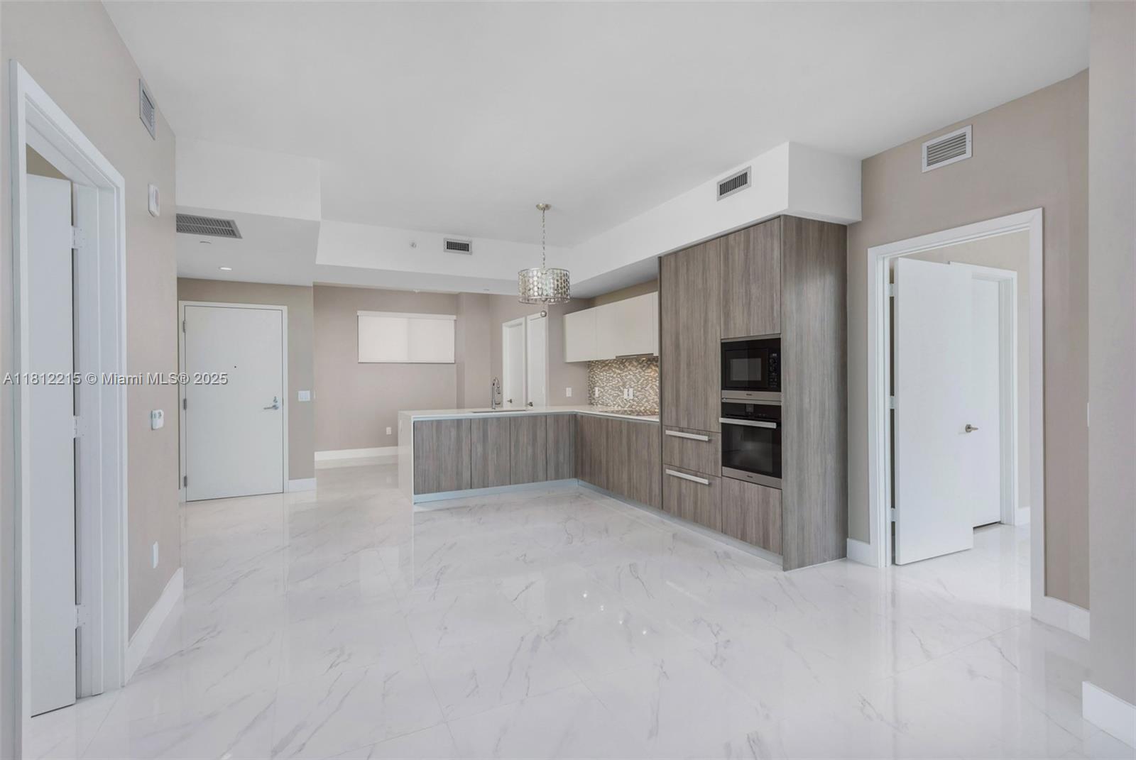BISCAYNE BEACH CONDO - Residential Lease