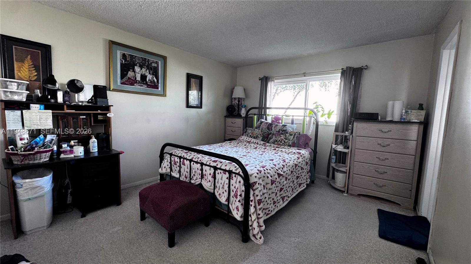 NORTH HAMPTON COURT CONDO - Residential