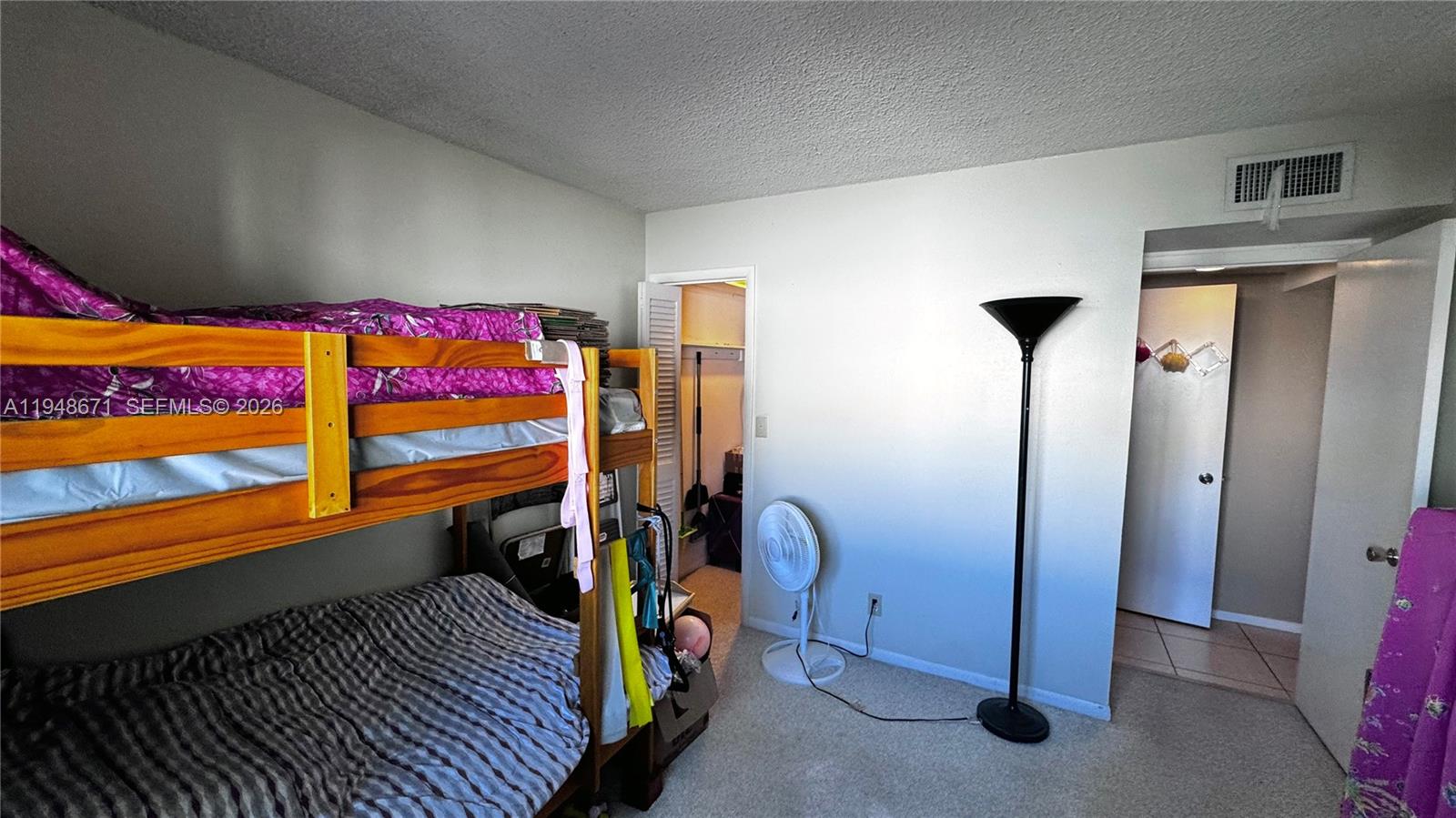 NORTH HAMPTON COURT CONDO - Residential