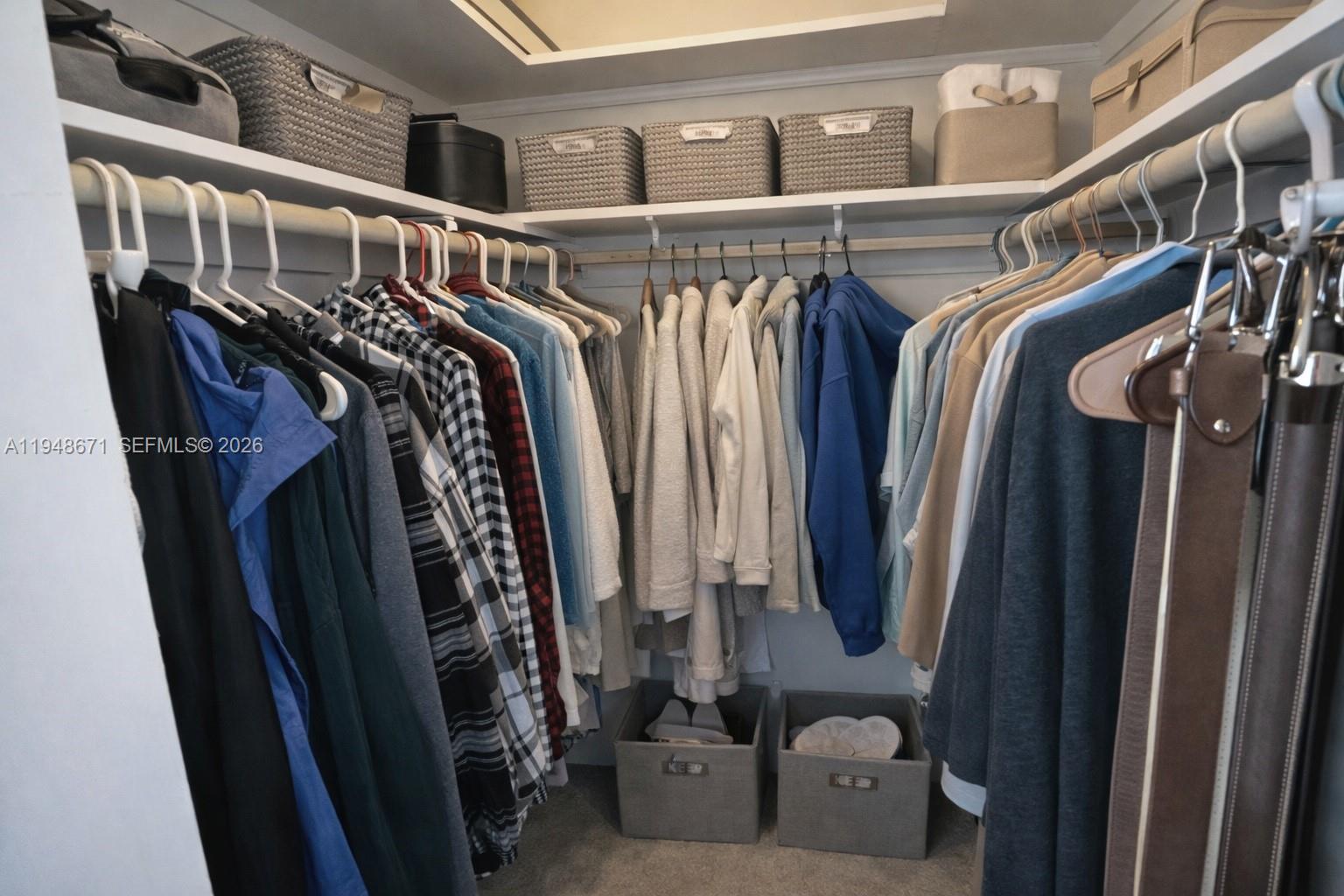 NORTH HAMPTON COURT CONDO - Residential