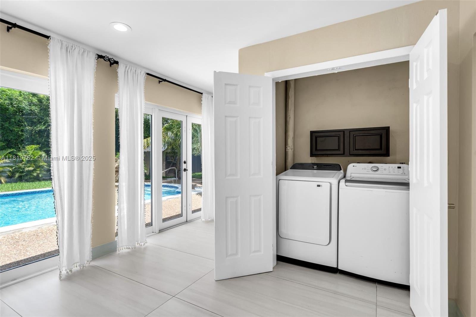 CORAL PARK REPLAT - Residential Lease