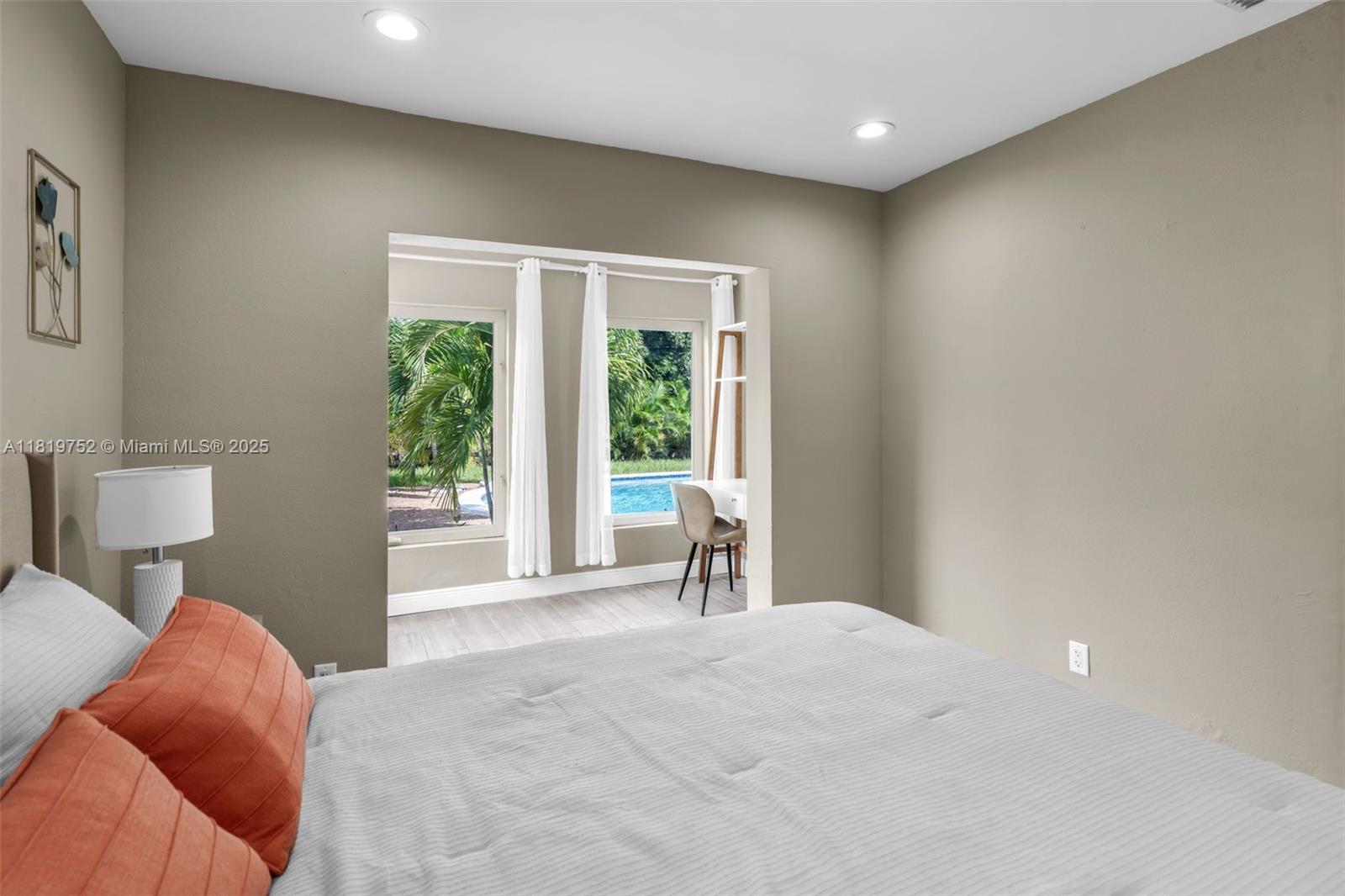 CORAL PARK REPLAT - Residential Lease