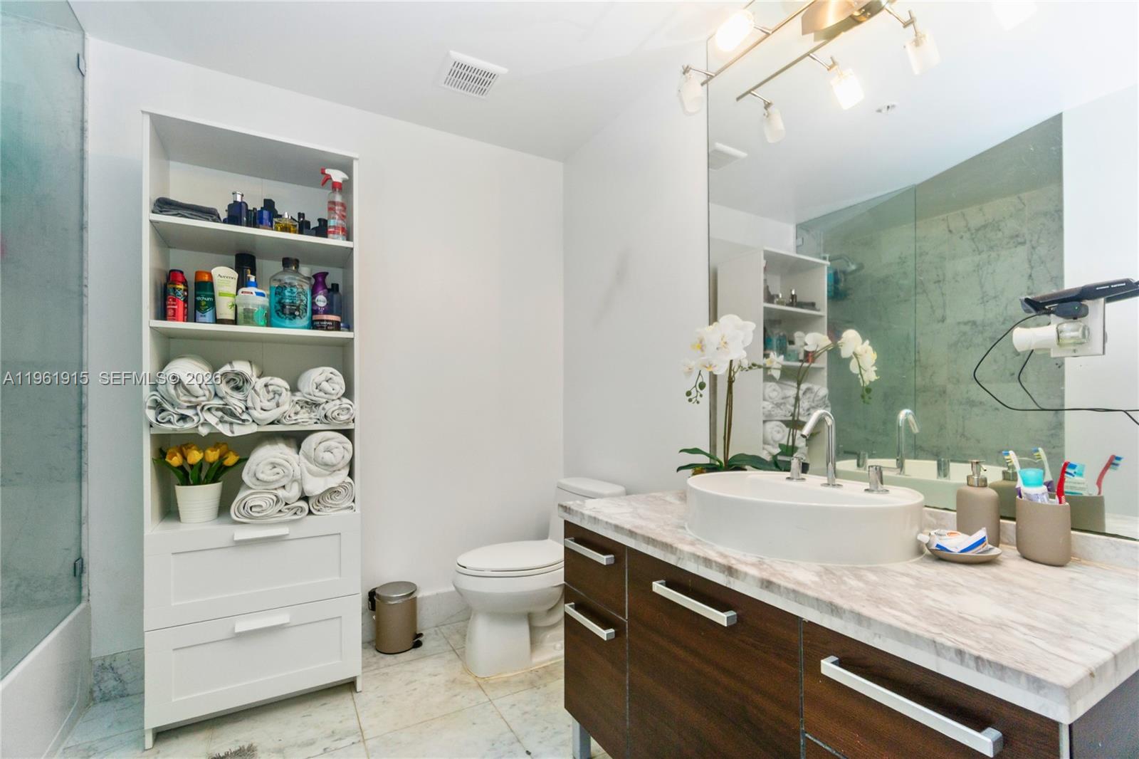 VIZCAYNE SOUTH CONDO - Residential