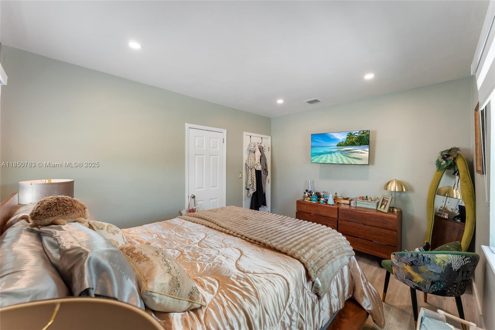 LIN HEIGHTS - Residential