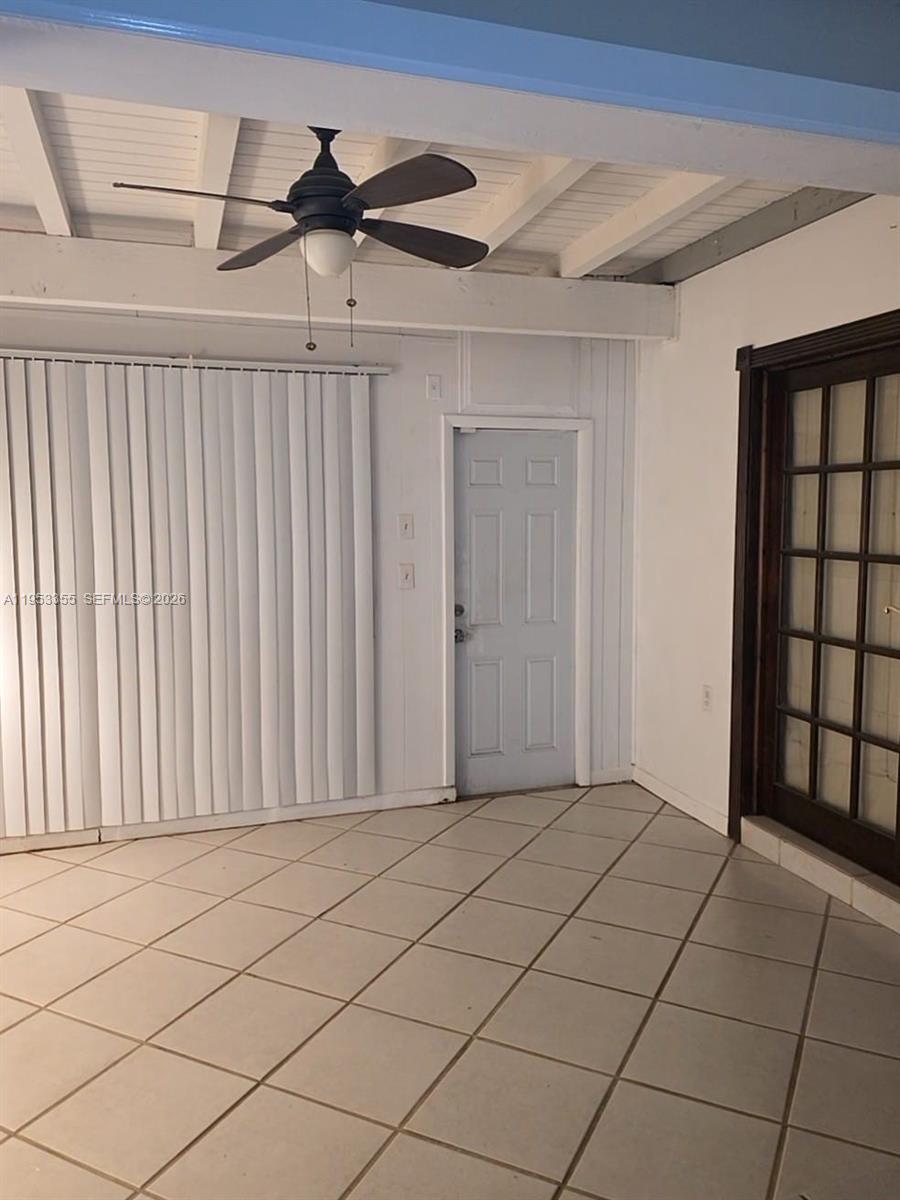 OMEGA VILLAS 1 CONDO - Residential