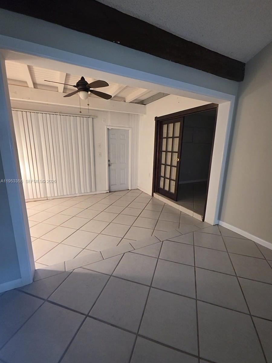 OMEGA VILLAS 1 CONDO - Residential