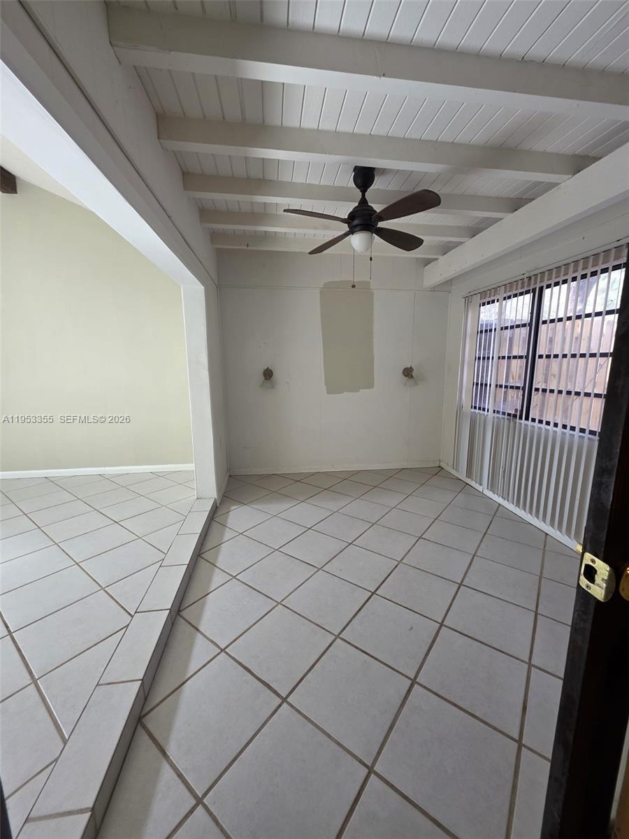 OMEGA VILLAS 1 CONDO - Residential