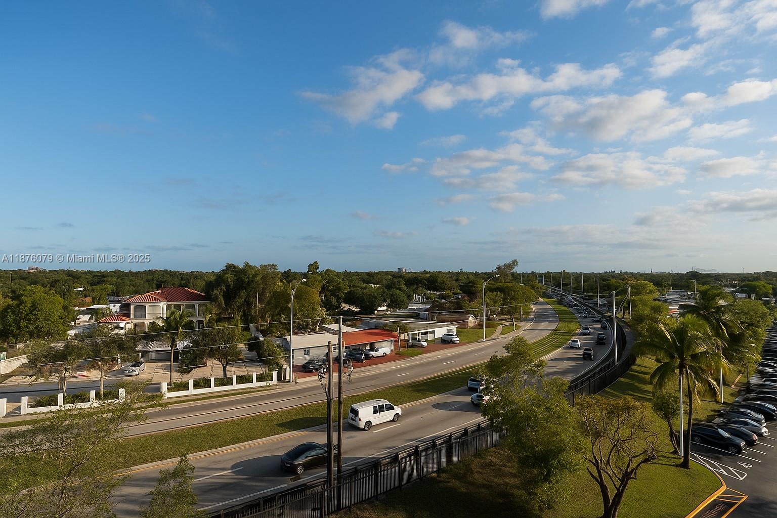 ROYAL BAHAMIAN EAST CONDO - Residential