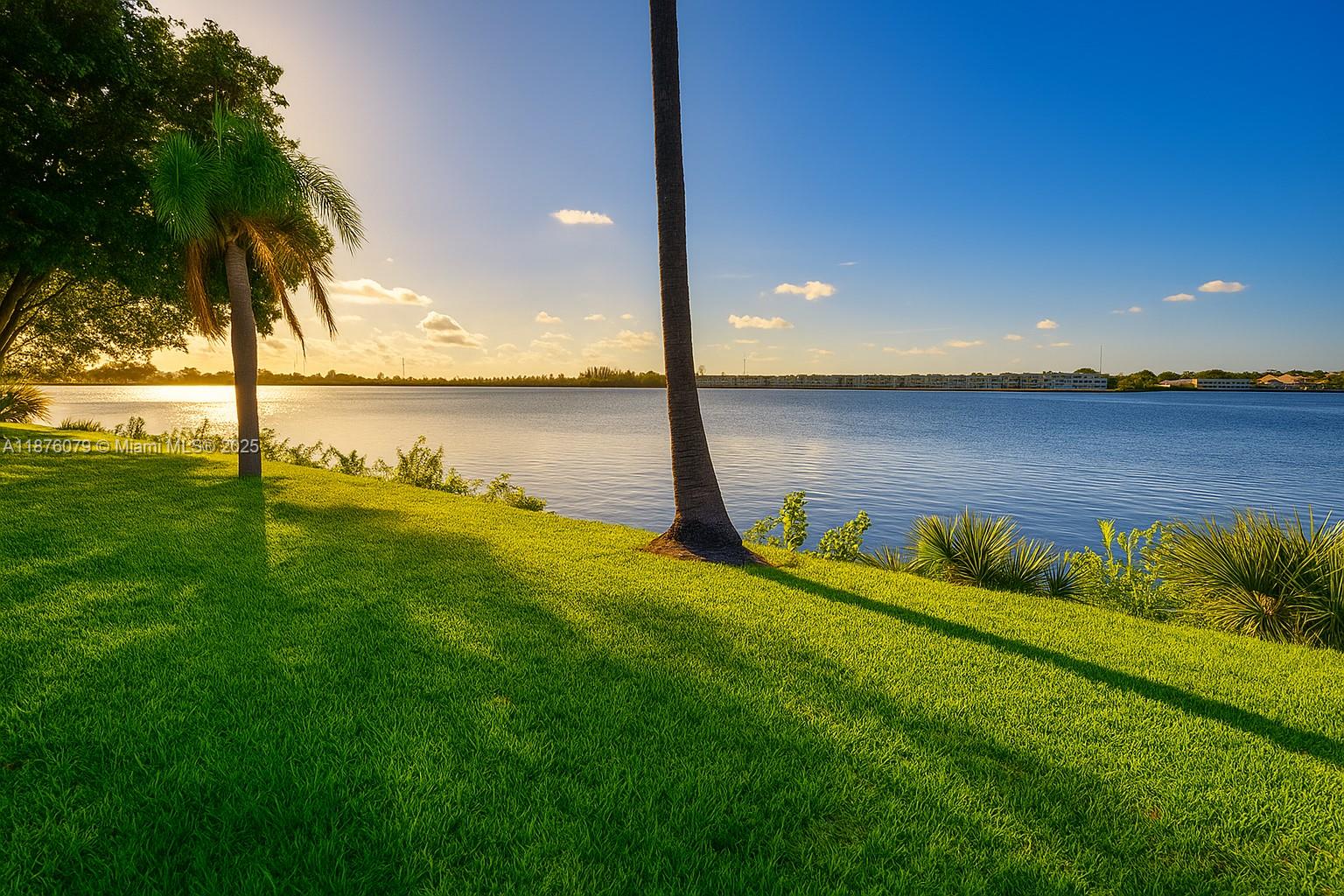 ROYAL BAHAMIAN EAST CONDO - Residential