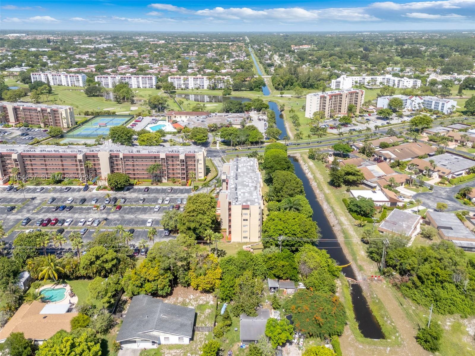 POINCIANA PLACE CONDO 1,2 - Residential