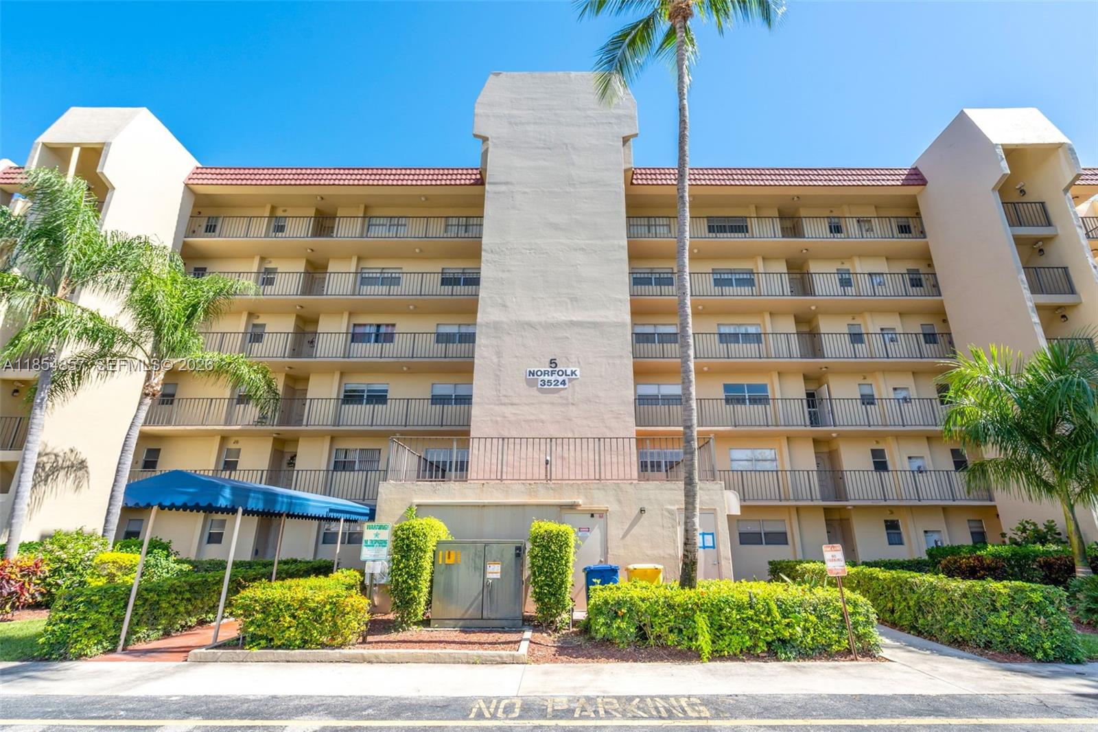 POINCIANA PLACE CONDO 1,2 - Residential