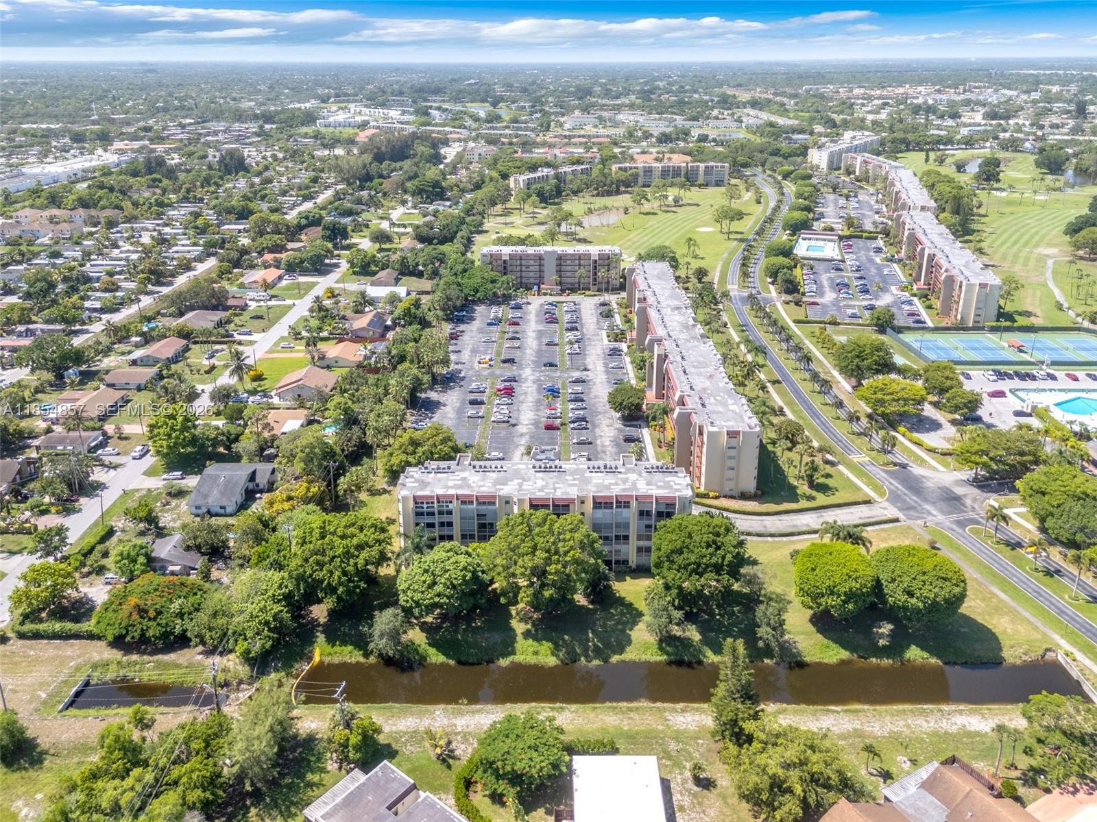 POINCIANA PLACE CONDO 1,2 - Residential