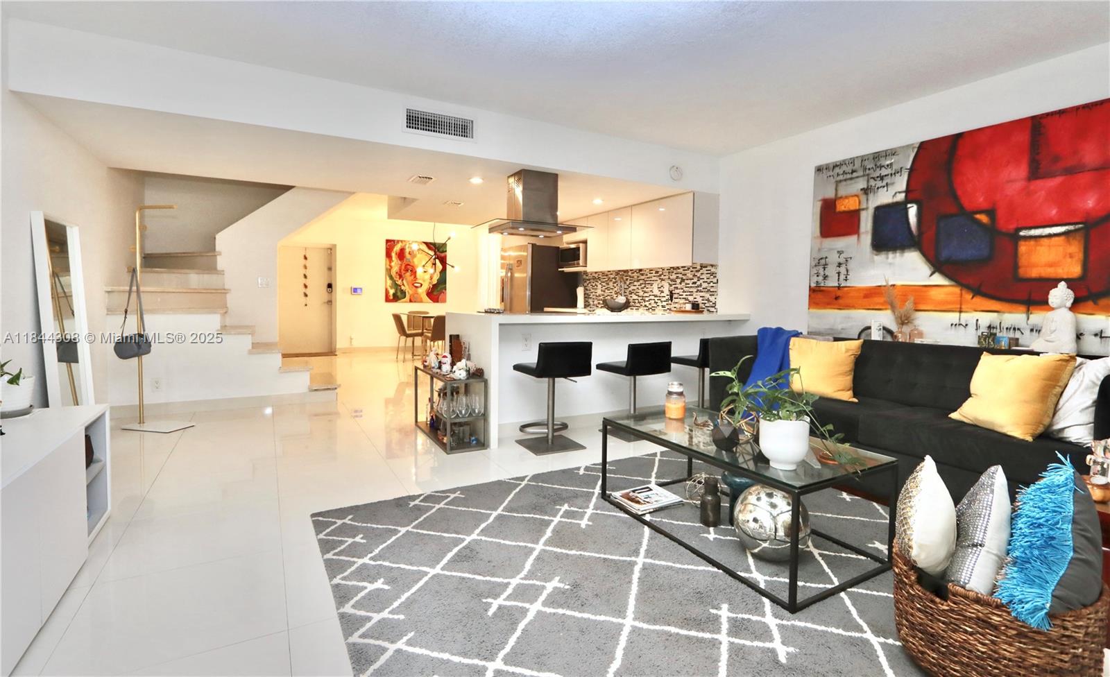 20350 W Country Club Dr 104-4