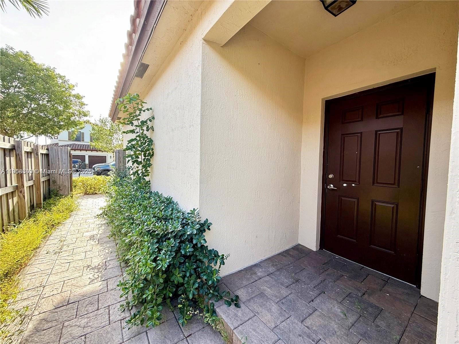 BAYWINDS OF DOMINICA AND - Residential Lease