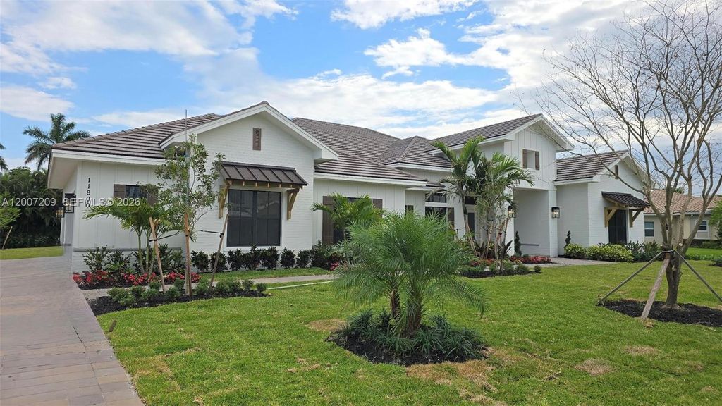 Photo of 11900 SW 14th Pl, Davie, FL 33325 (MLS # A12007209)