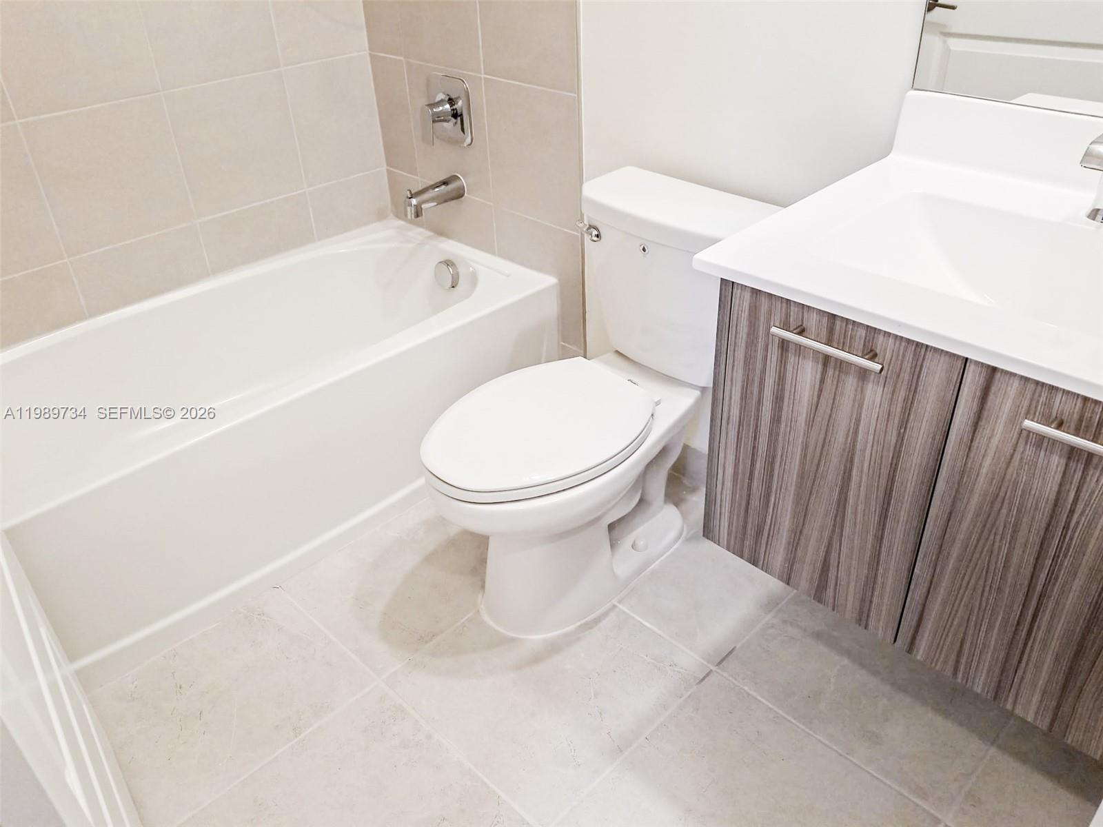 LANDMARK AT DORAL - Residential Lease