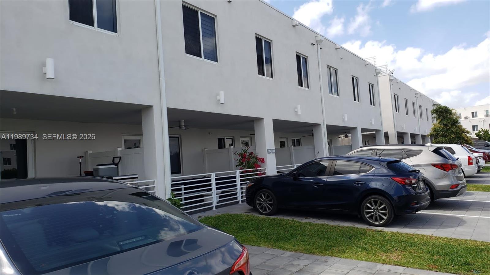LANDMARK AT DORAL - Residential Lease
