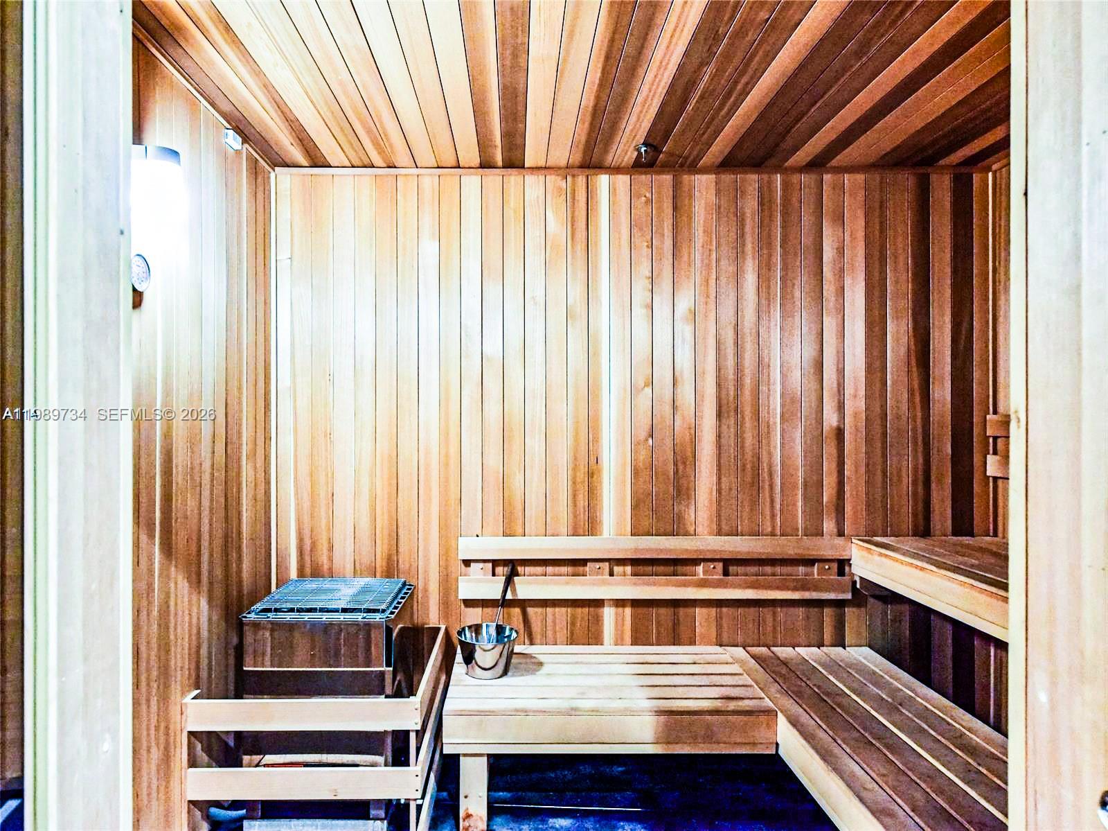 LANDMARK AT DORAL - Residential Lease