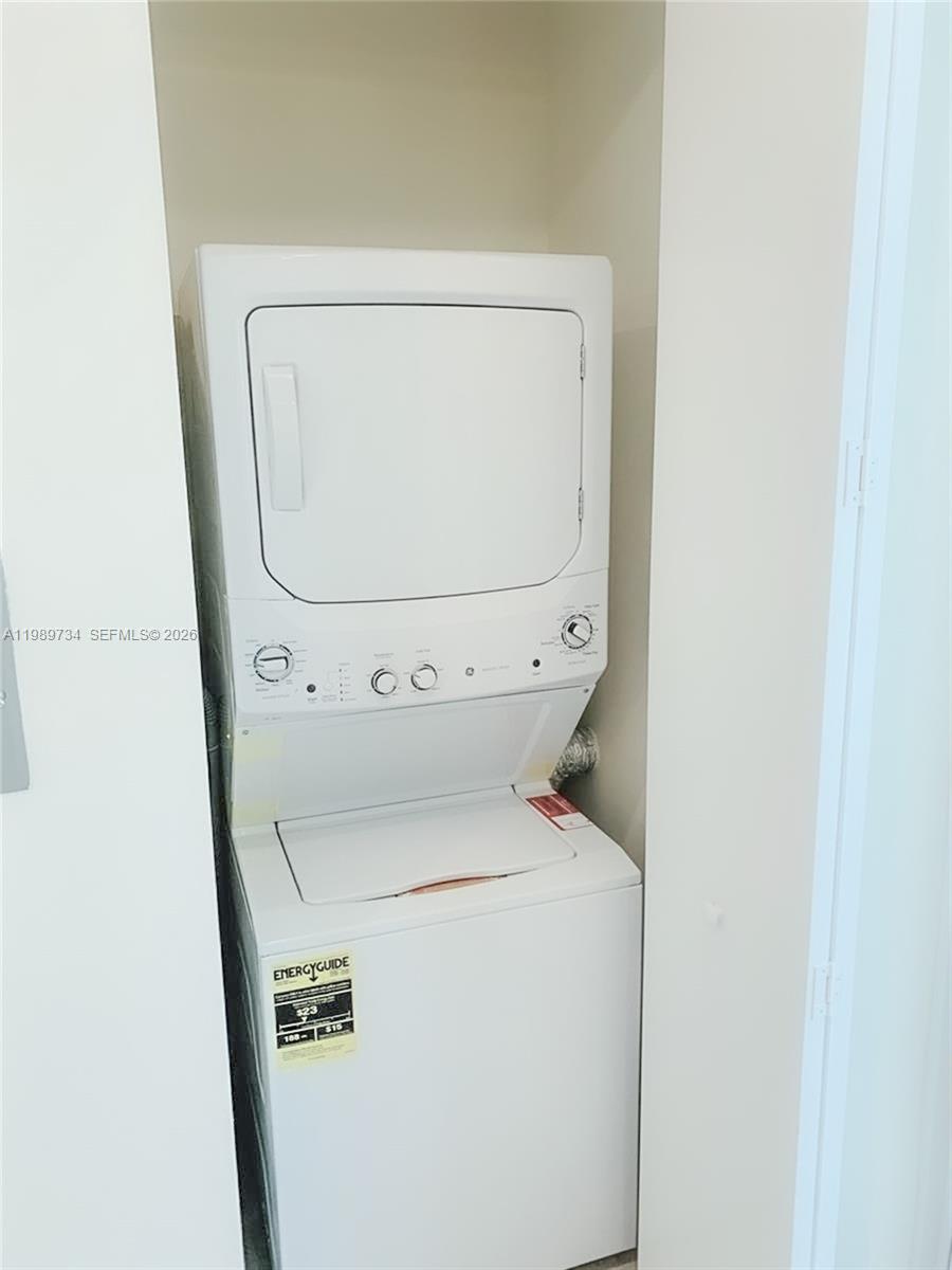 LANDMARK AT DORAL - Residential Lease