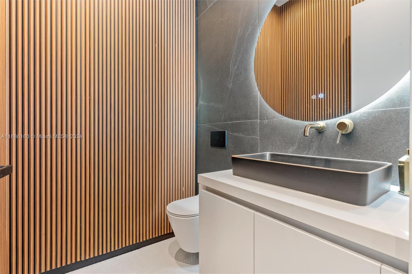 VICTORIA HIGHLANDS AMD PL - Residential