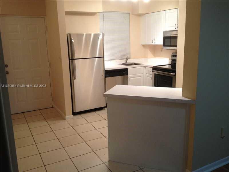 6045 NW 186th St 103