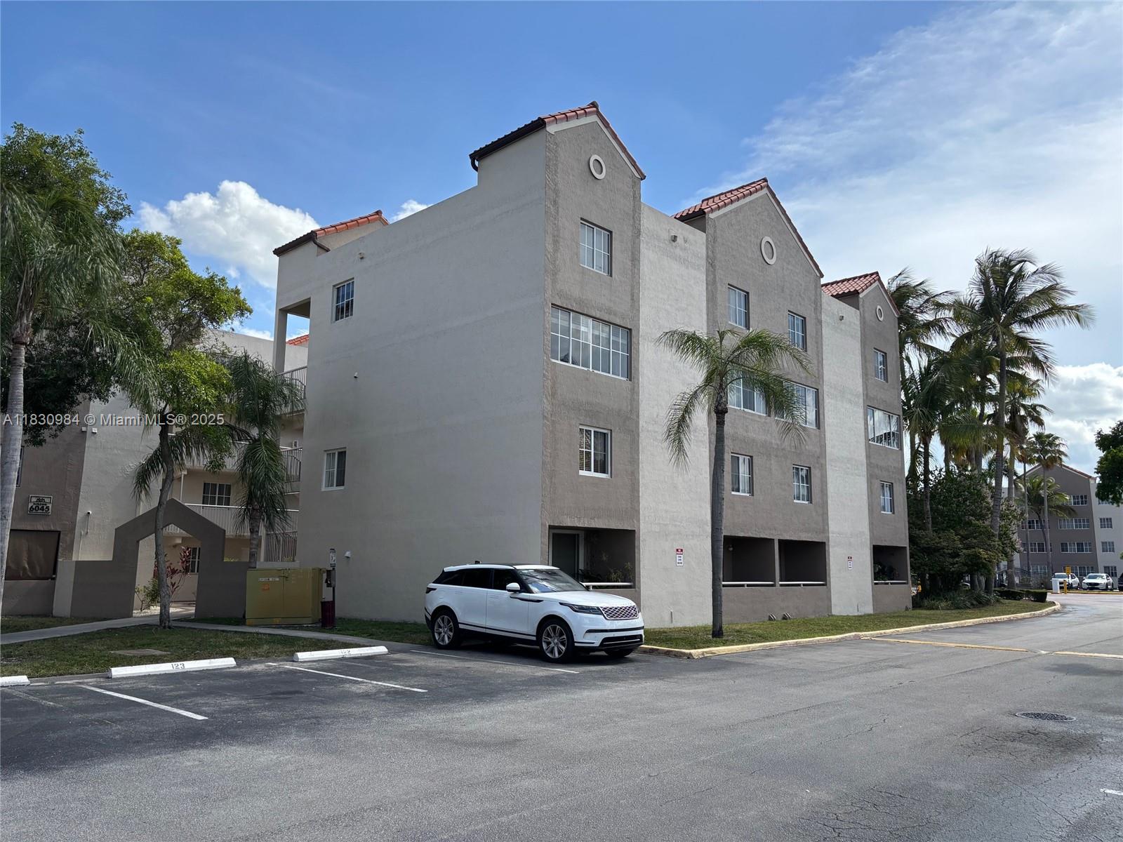 6045 NW 186th St 103