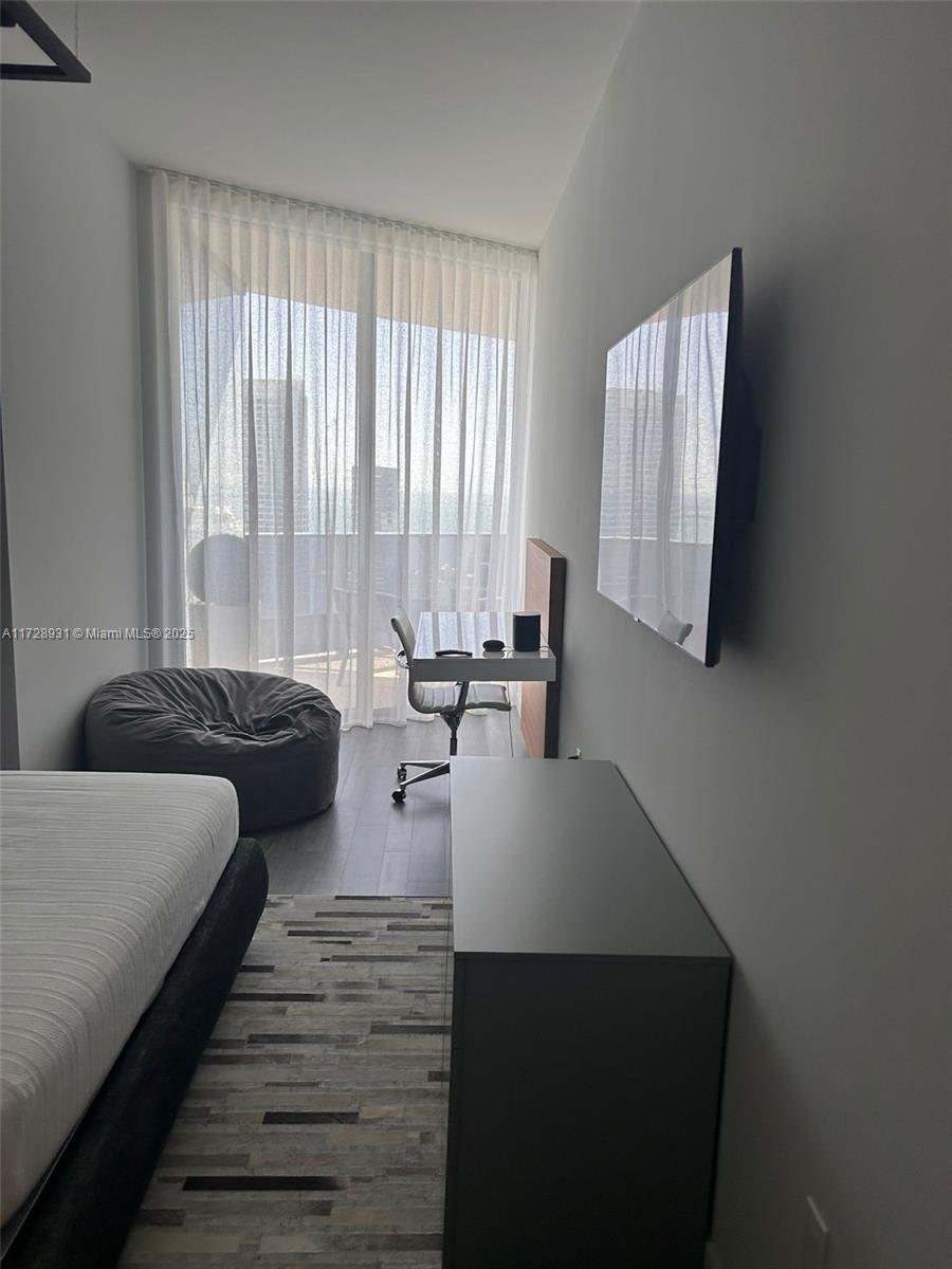 BRICKELL FLATIRON CONDO - Residential