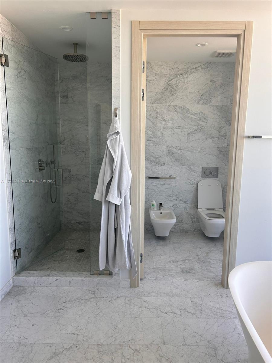 BRICKELL FLATIRON CONDO - Residential