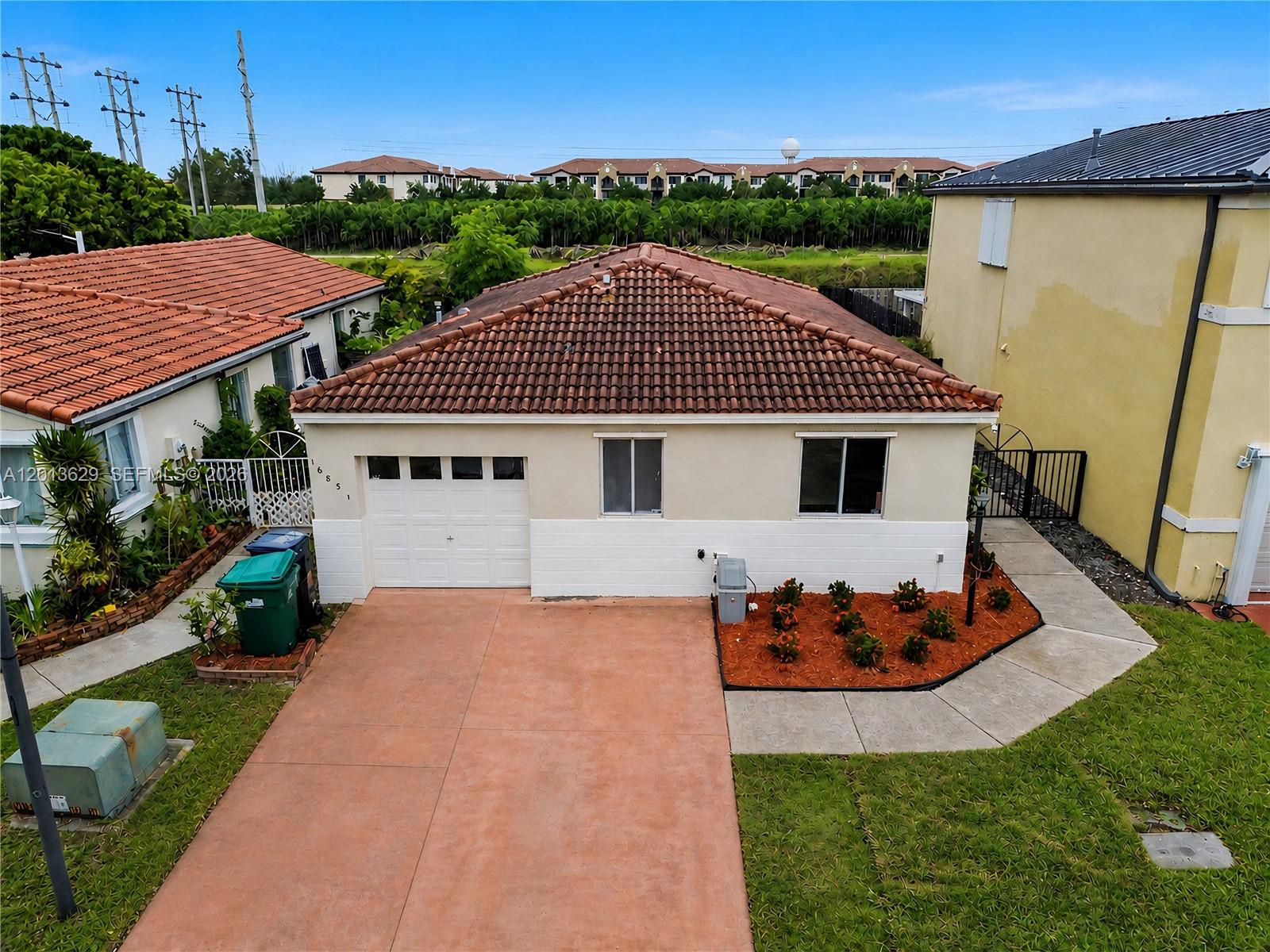 WEITZER SERENA LAKES WEST - Residential