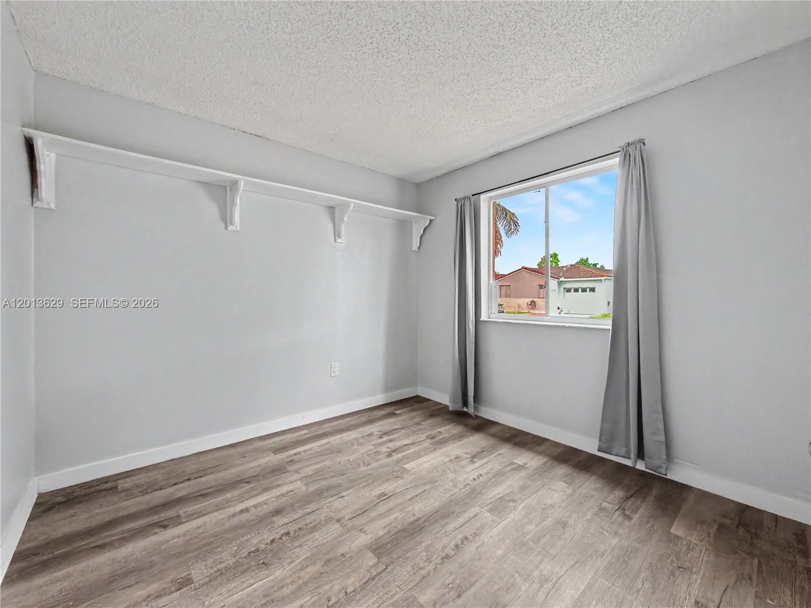 WEITZER SERENA LAKES WEST - Residential