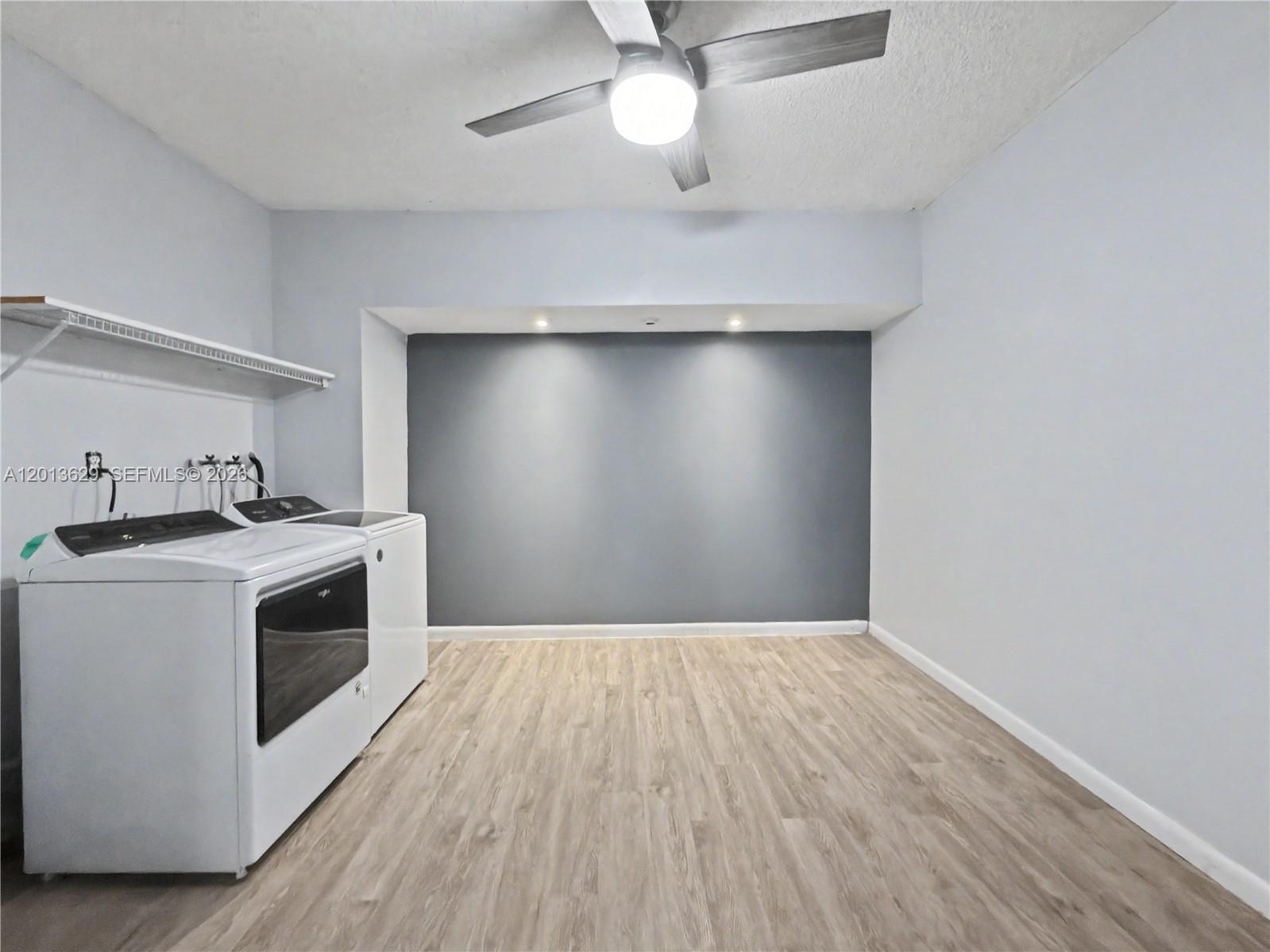 WEITZER SERENA LAKES WEST - Residential
