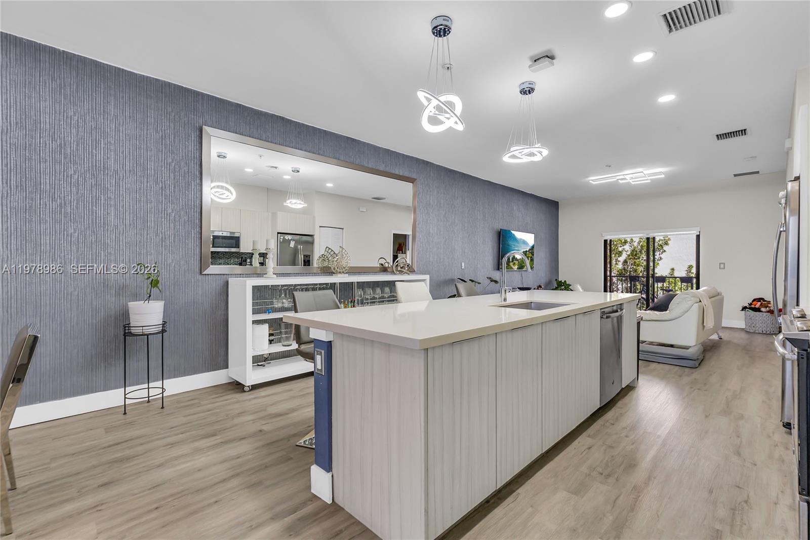 APEX AT PARK CENTRAL COND - Residential