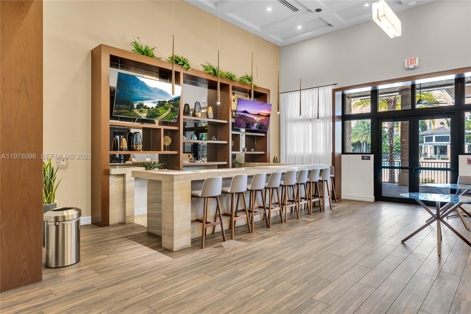 APEX AT PARK CENTRAL COND - Residential