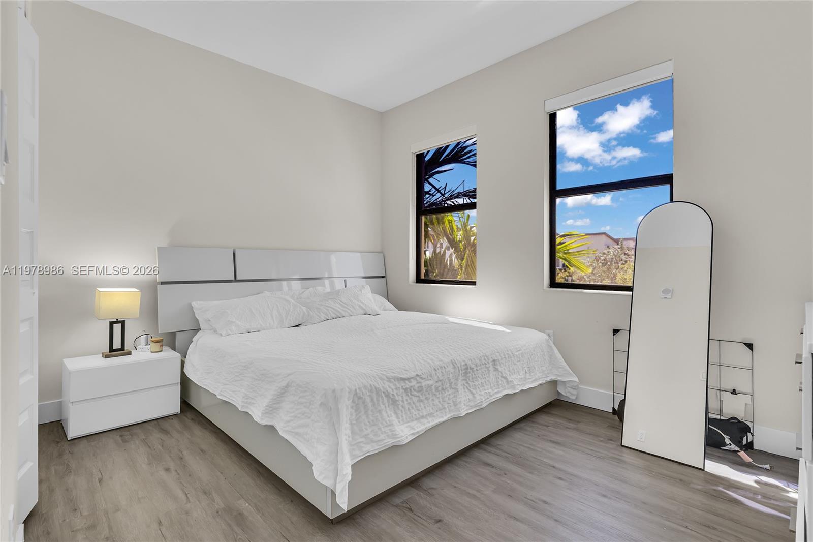 APEX AT PARK CENTRAL COND - Residential